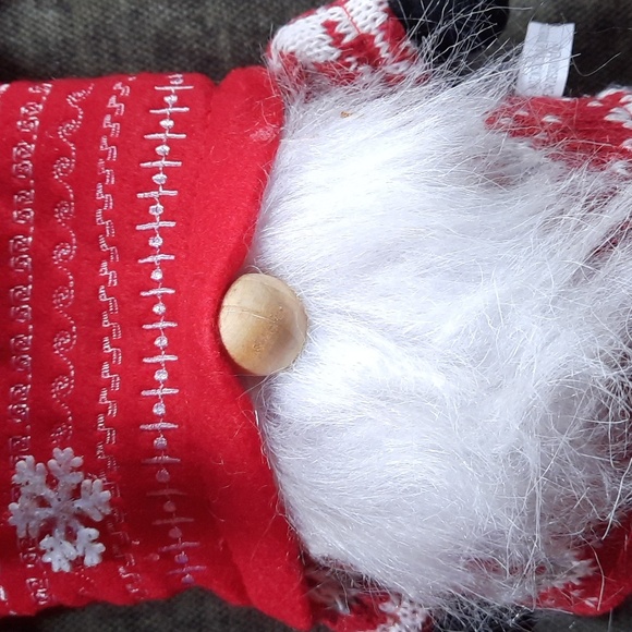 Gnome Standing Figure Soft Red Felted Embroidered Hat Stocking Holiday NWT - Picture 4 of 4